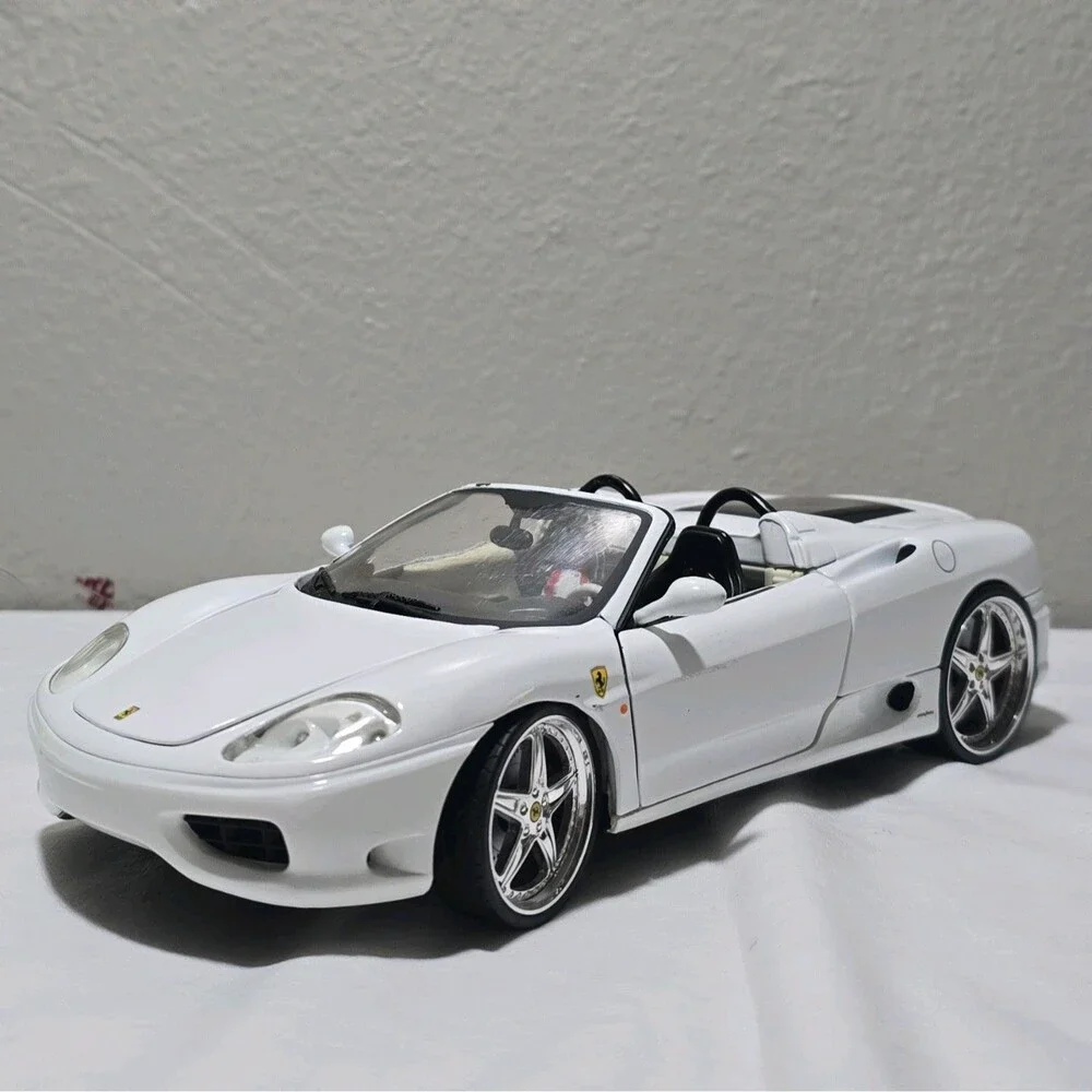 Hot Wheels Ferrari 360 Spider 1:18 White Diecast Car 1999 Opening Hood/Doors [E]